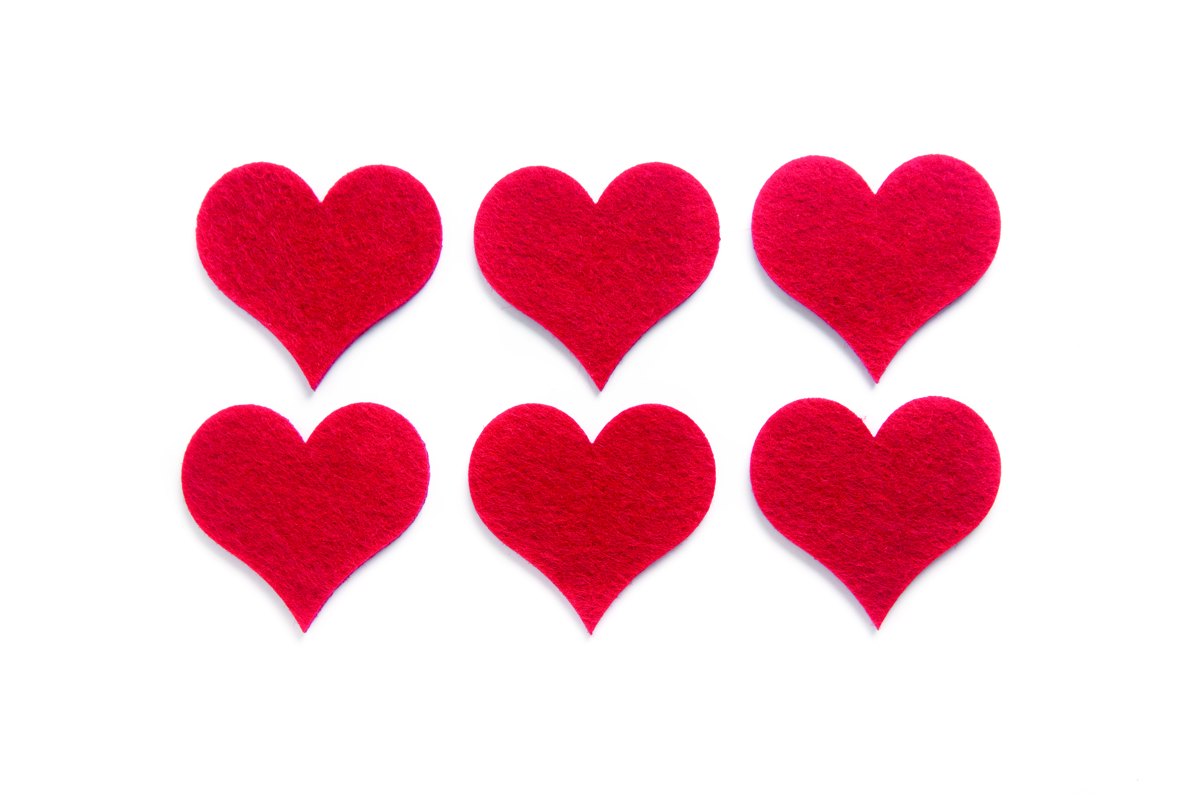 Coeurs en feutrine 6x0,3cm 6 pcs